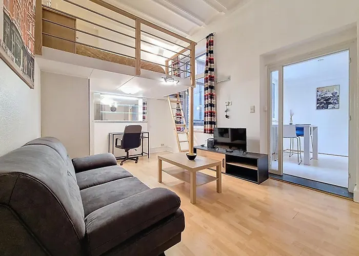 Moderne Et Lumineux Proche De La Gare Et Airport Апартаменты Шарлеруа