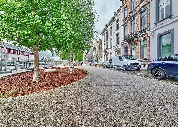 Moderne Et Lumineux Proche De La Gare Et Airport Апартаменты Шарлеруа